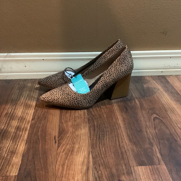 Maurices, Cheetah Print Heels - NWT - Picture 3 of 3
